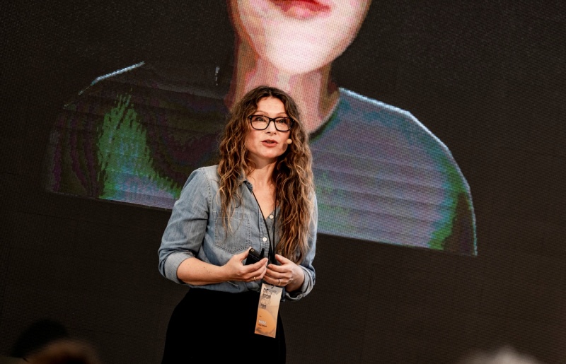 Niccole Fronc Dumanski 800