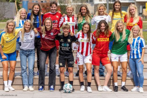 Gjensidige Kvindeligaen 600X