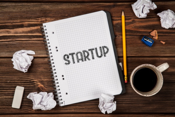 Startup Colourbox 600